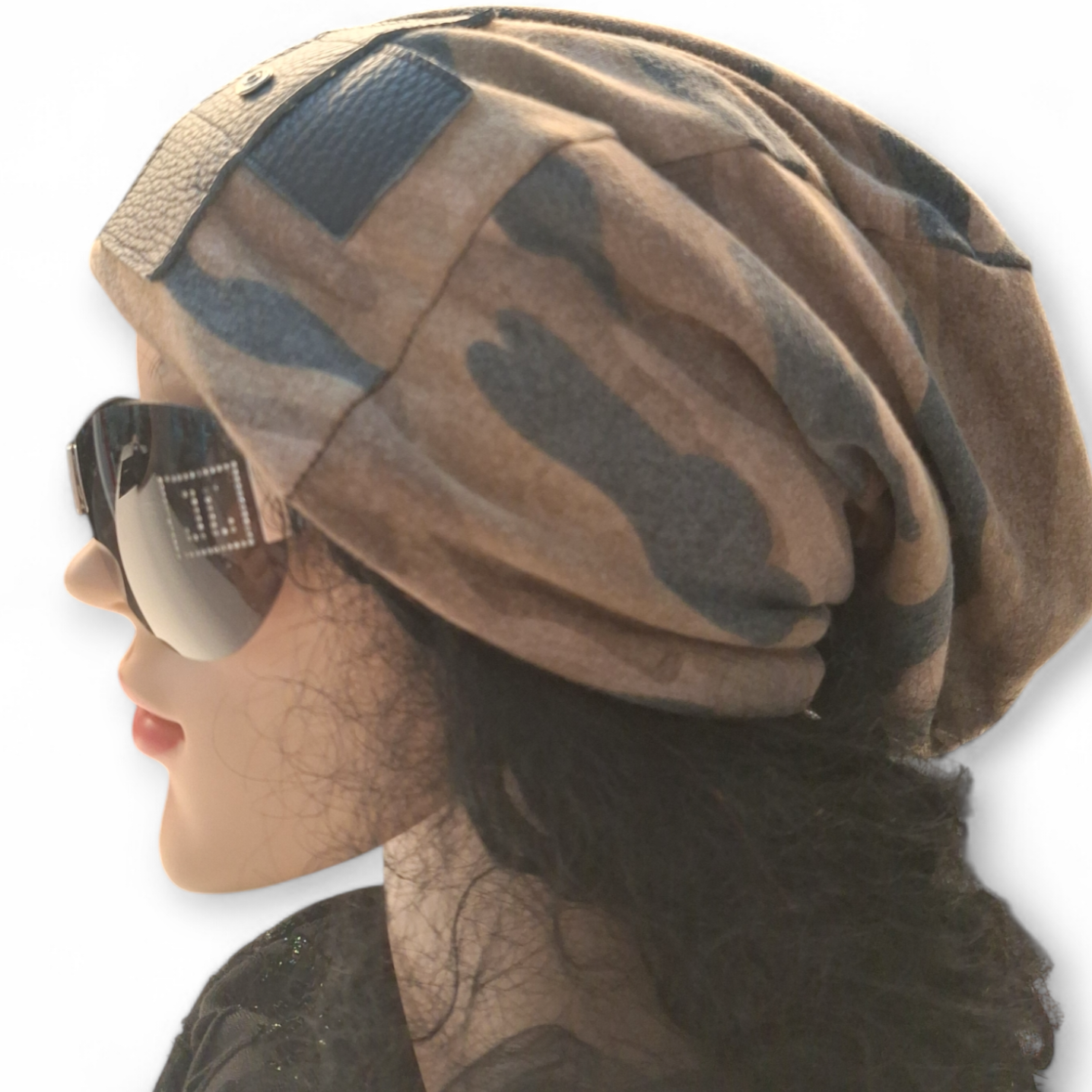 Mütze Beanie hellbraun Tarnfarbe